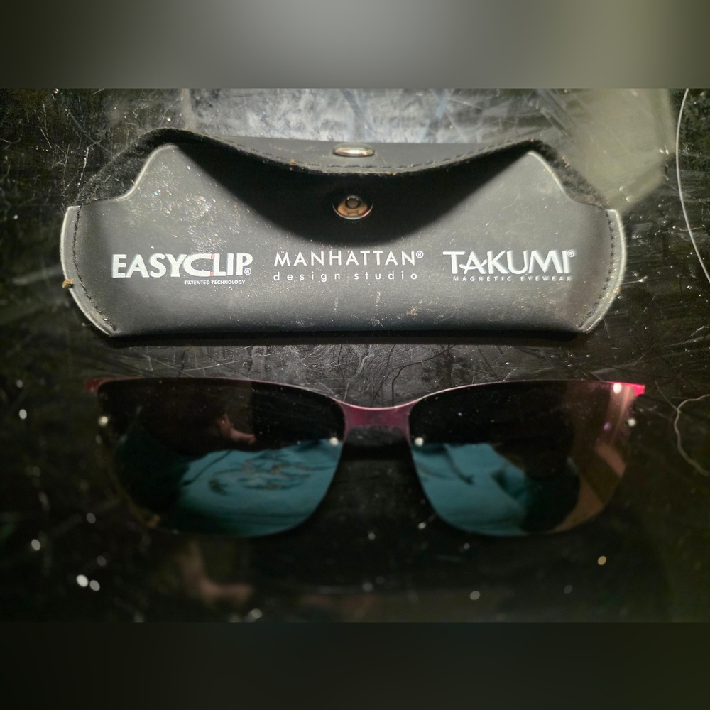 Easyclip Manhattan Red Clip On Sunglasses